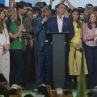 Apesar da demonstração de força do PL, Flávio Bolsonaro chega à disputa presidencial sem um candidato a vice definido  -  (crédito: Reprodução/YouTube/Partido Liberal)