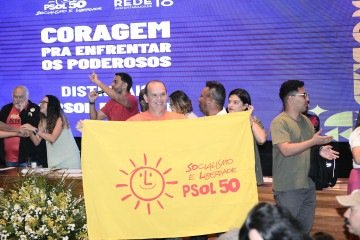 Federação PSOL-Rede Sustentabilidade afirmou que pretende contentar a interpretação de que não teria alcançado os requisitos da cláusula - (crédito: Minervino Júnior/CB/D.A.Press) Federação PSOL-Rede Sustentabilidade afirmou que pretende contentar a interpretação de que não teria alcançado os requisitos da cláusula - (crédito: Minervino Júnior/CB/D.A.Press)
