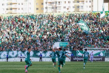 No mata-mata da Série D, Gama levou 30.925 torcedores ao Bezerrão - (crédito: João Pedro Carvalho/Agência CEUB) No mata-mata da Série D, Gama levou 30.925 torcedores ao Bezerrão - (crédito: João Pedro Carvalho/Agência CEUB)