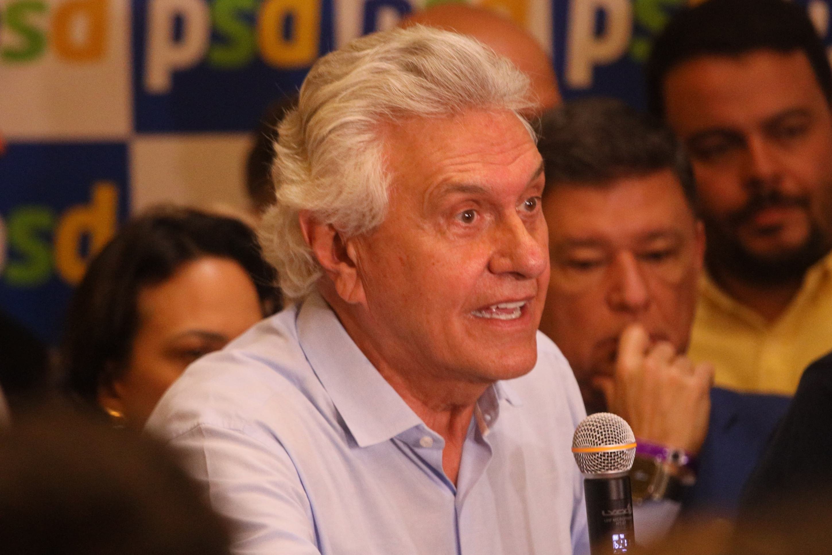 Caiado avalia como "deplorável" declarações de Milei contra Moraes