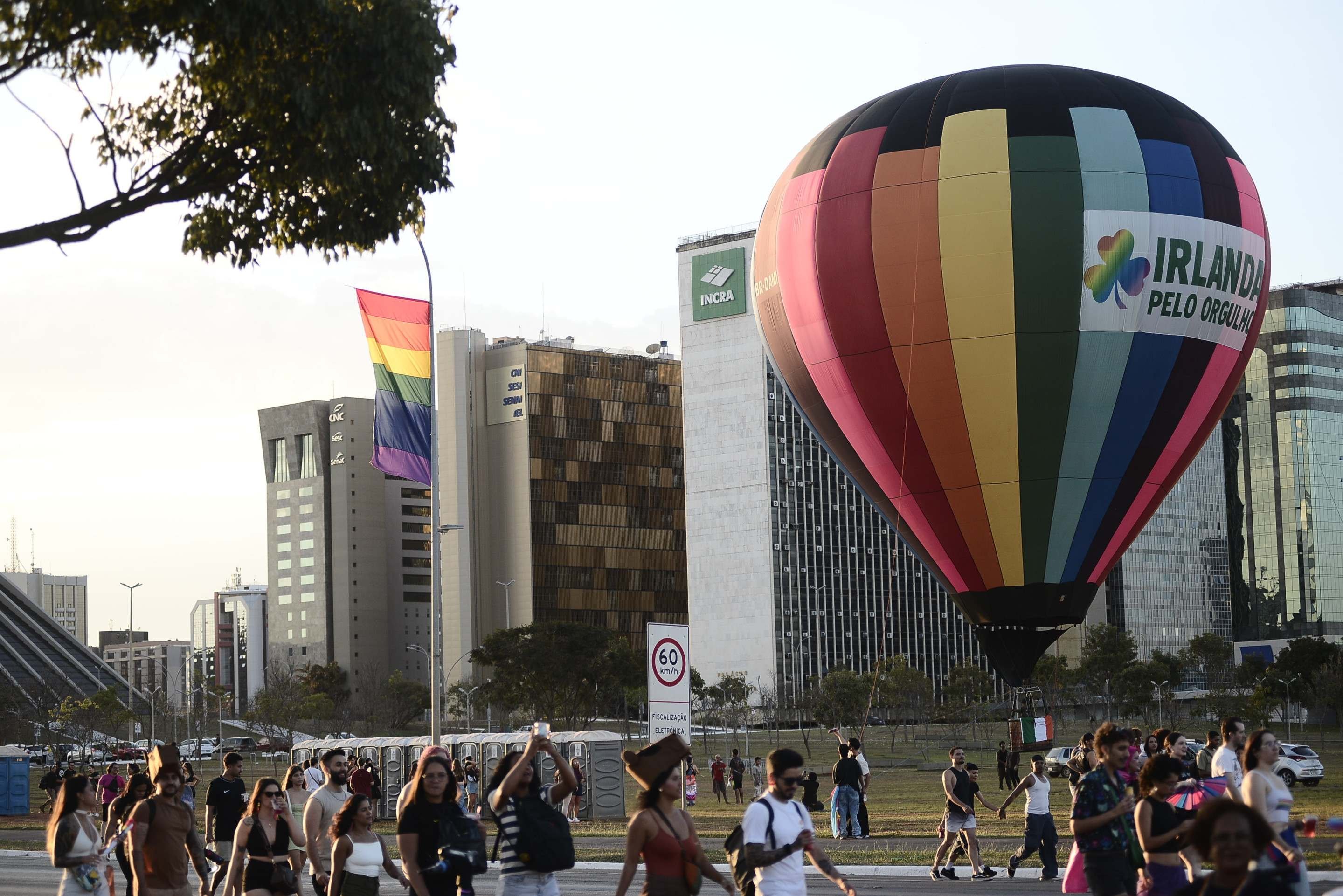  26/07/2026. Cr&eacute;dito: Minervino J&uacute;nior/CB/D.A Press. Brasil.  Brasilia - DF. Parada do orgulho gay na Esplanada