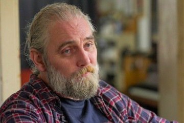 Adam conversava com uma personagem de IA chamada Ani -  (crédito: BBC)