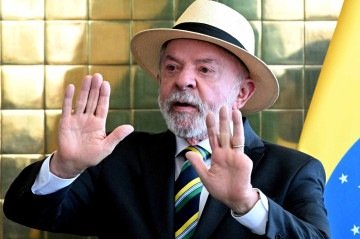 Atlas/Bloomberg: Lula lidera cenários de primeiro e segundo turno
- (crédito: Carlos Vieira/CB/D.A Press) Atlas/Bloomberg: Lula lidera cenários de primeiro e segundo turno
- (crédito: Carlos Vieira/CB/D.A Press)