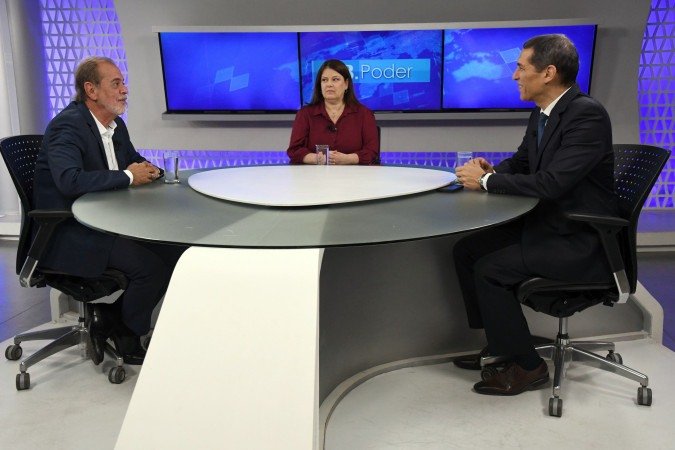 O presidente do PV-DF, Eduardo Brandão, em entrevista ao CB.Poder. Na bancada, os jornalistas Ana Maria Campos e Carlos Alexandre de Souza - (crédito: Marcelo Ferreira/CB/D.A Press) O presidente do PV-DF, Eduardo Brandão, em entrevista ao CB.Poder. Na bancada, os jornalistas Ana Maria Campos e Carlos Alexandre de Souza - (crédito: Marcelo Ferreira/CB/D.A Press)