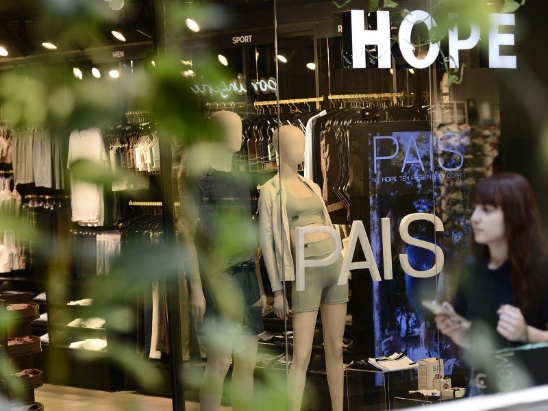 A estimativa de gasto caiu de R$ 240 no ano passado para R$ 172 em 2026, uma retração de 28,3% -  (crédito: Minervino Júnior/CB/D.A.Press)