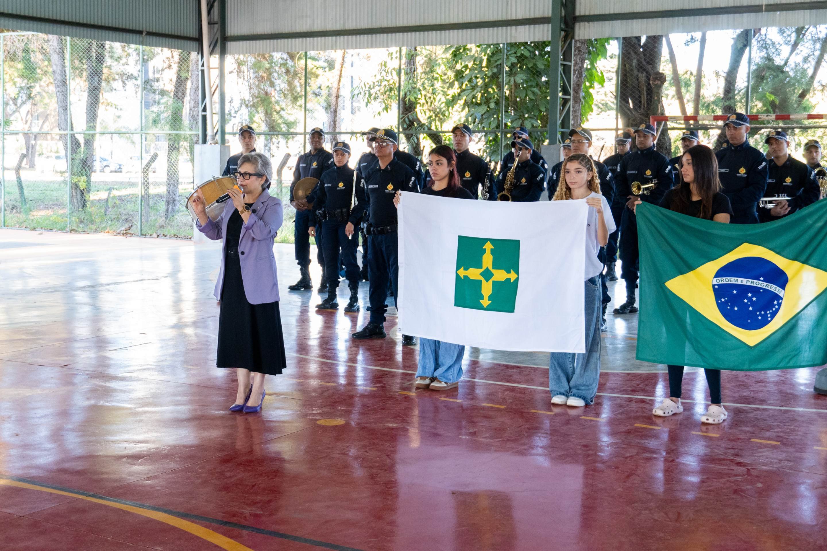 Rein&iacute;cio do segundo semestre letivo na rede p&uacute;blica de ensino do DF