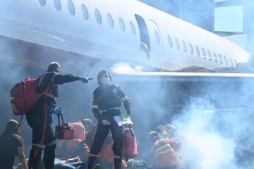 Simula&ccedil;&atilde;o de acidente a&eacute;reo -  (crédito: Carlos Vieira/CB/D.A.Press)