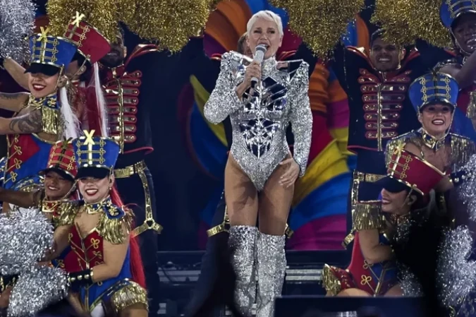 Xuxa emociona gerações ao revisitar grandes sucessos em nova turnê
- (crédito: Tomzé Fonseca/Reprodução) Xuxa emociona gerações ao revisitar grandes sucessos em nova turnê
- (crédito: Tomzé Fonseca/Reprodução)