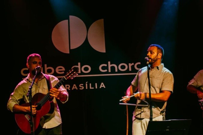 João e Pedro Ferreira testam novos formatos para o repertório de Clodo