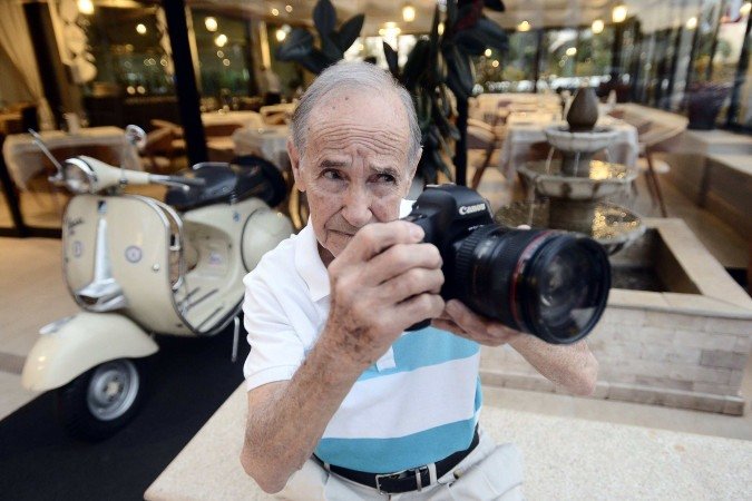  Oswaldo Rocha, fotógrafo pioneiro em atividade no restaurante Trattoria da Rosário -  (crédito: Fotos: Minervino Júnior/CB/D.A.Press)