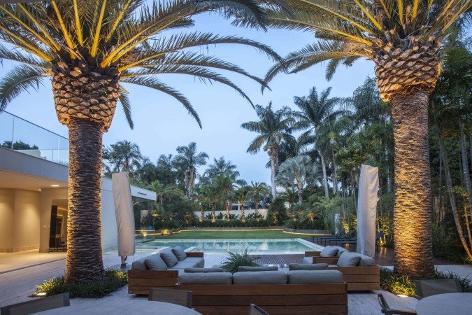 Em casas,
há mais espaços para explorar diferentes ambientes - (crédito: Clausen Bonifácio) Em casas,
há mais espaços para explorar diferentes ambientes - (crédito: Clausen Bonifácio)