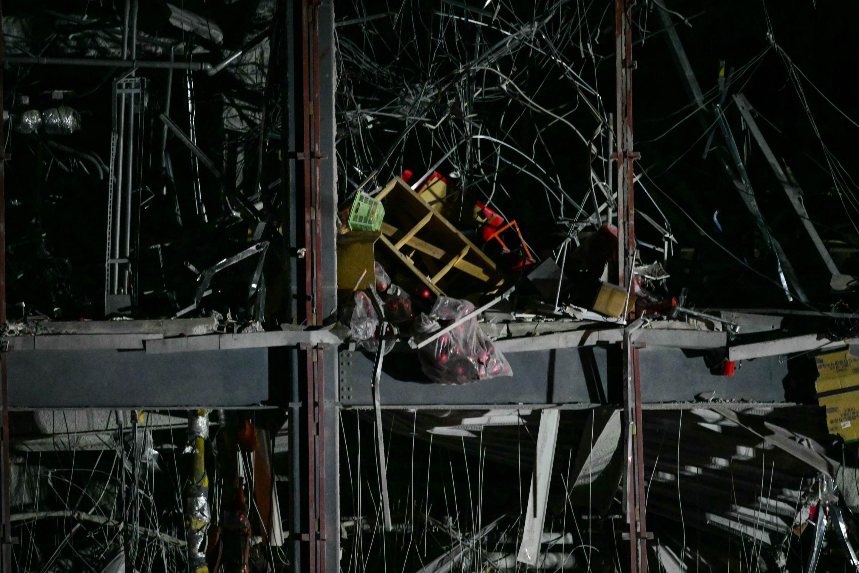 Japão corre para resgatar desaparecidos após terremoto em Kyushu