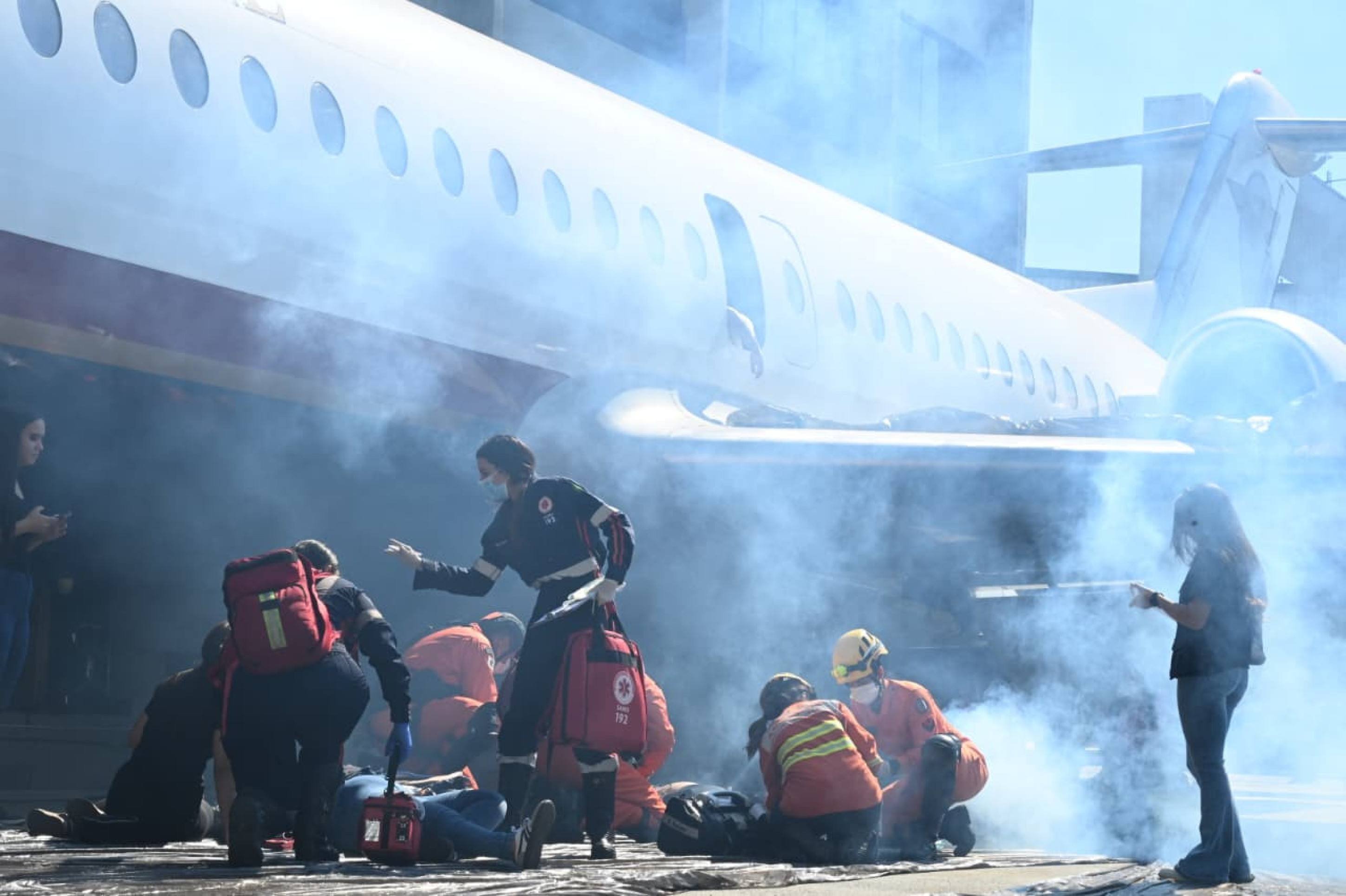 Simula&ccedil;&atilde;o de acidente a&eacute;reo