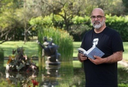 O escritor está em Brasília para falar sobre 'O século dos imbecis' -  (crédito:  Marcelo Ferreira/CB/D.A Press)
