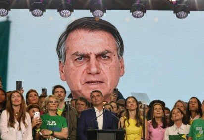 Defesa da campanha de Flávio frisa que convencionais foram advertidos tratar-se de vídeo com IA de Bolsonaro -  (crédito: Beto Barata/PL)