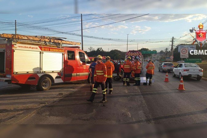 Ainda não há informações sobre as causas ou a dinâmica da colisão - (crédito: Divulgação/CBMDF) Ainda não há informações sobre as causas ou a dinâmica da colisão - (crédito: Divulgação/CBMDF)