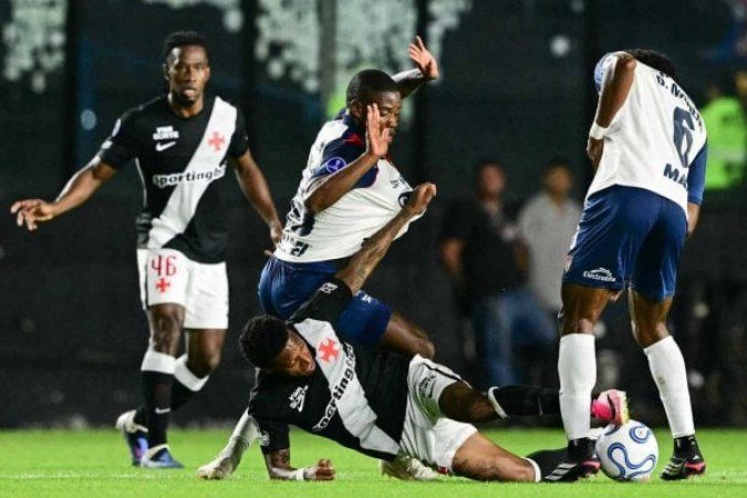 Vasco fez o dever de casa e garantiu a classificação na Sul-Americana - (crédito: Foto: Divulgação / Conmebol) Vasco fez o dever de casa e garantiu a classificação na Sul-Americana - (crédito: Foto: Divulgação / Conmebol)
