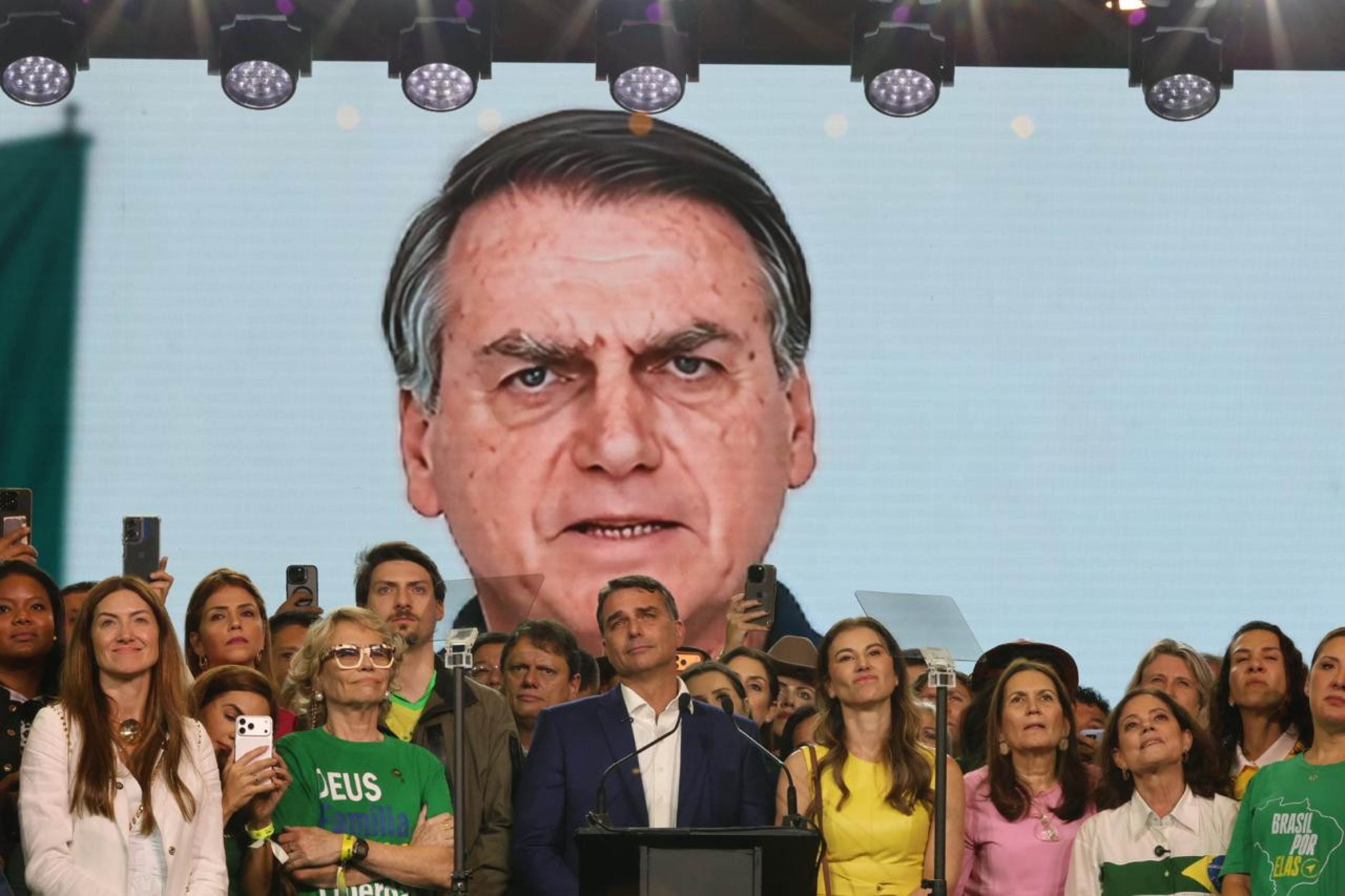 TSE avalia limites para uso de IA na campanha eleitoral