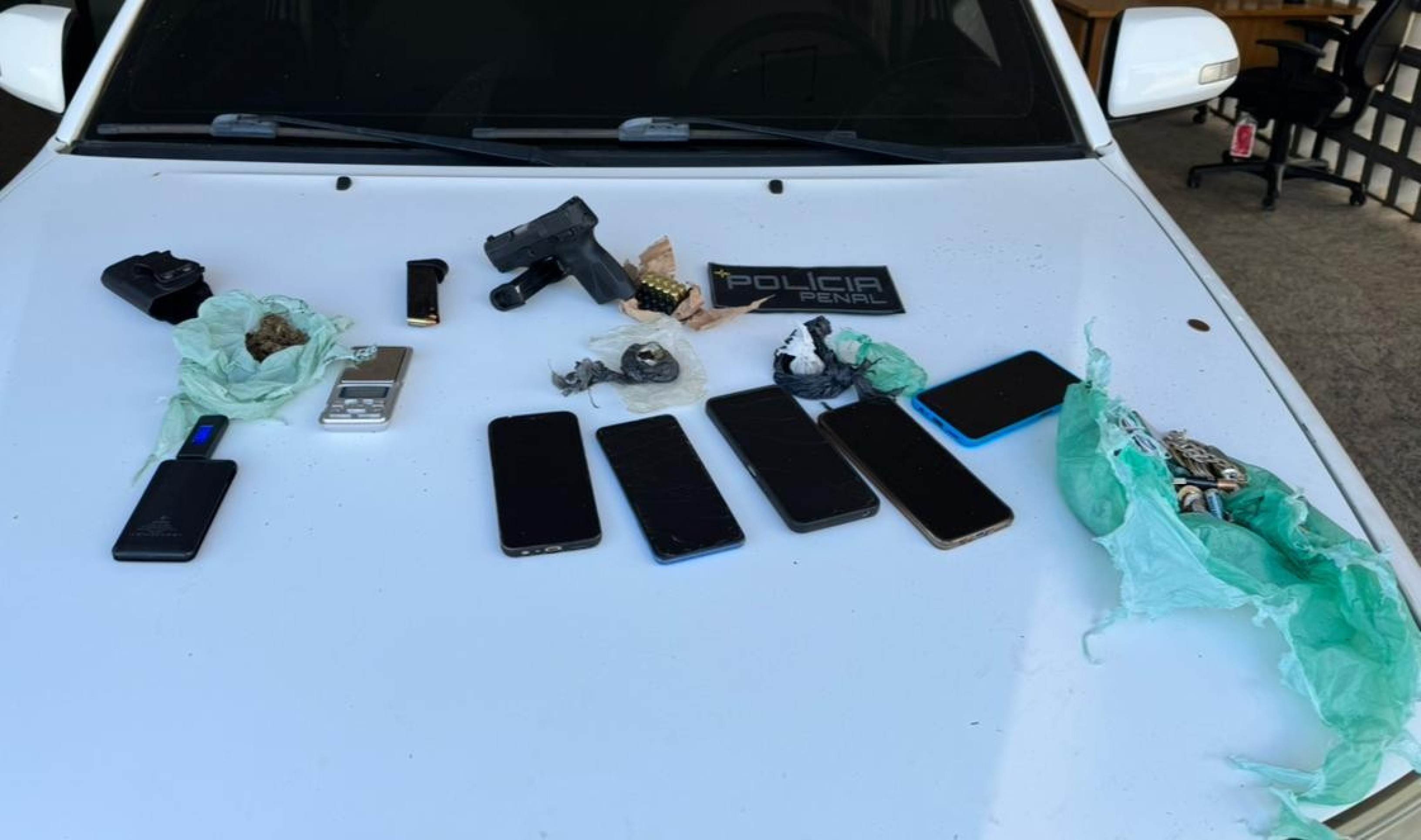 Casal é preso com arma de fogo, drogas e bloqueador de GPS em Sobradinho 2