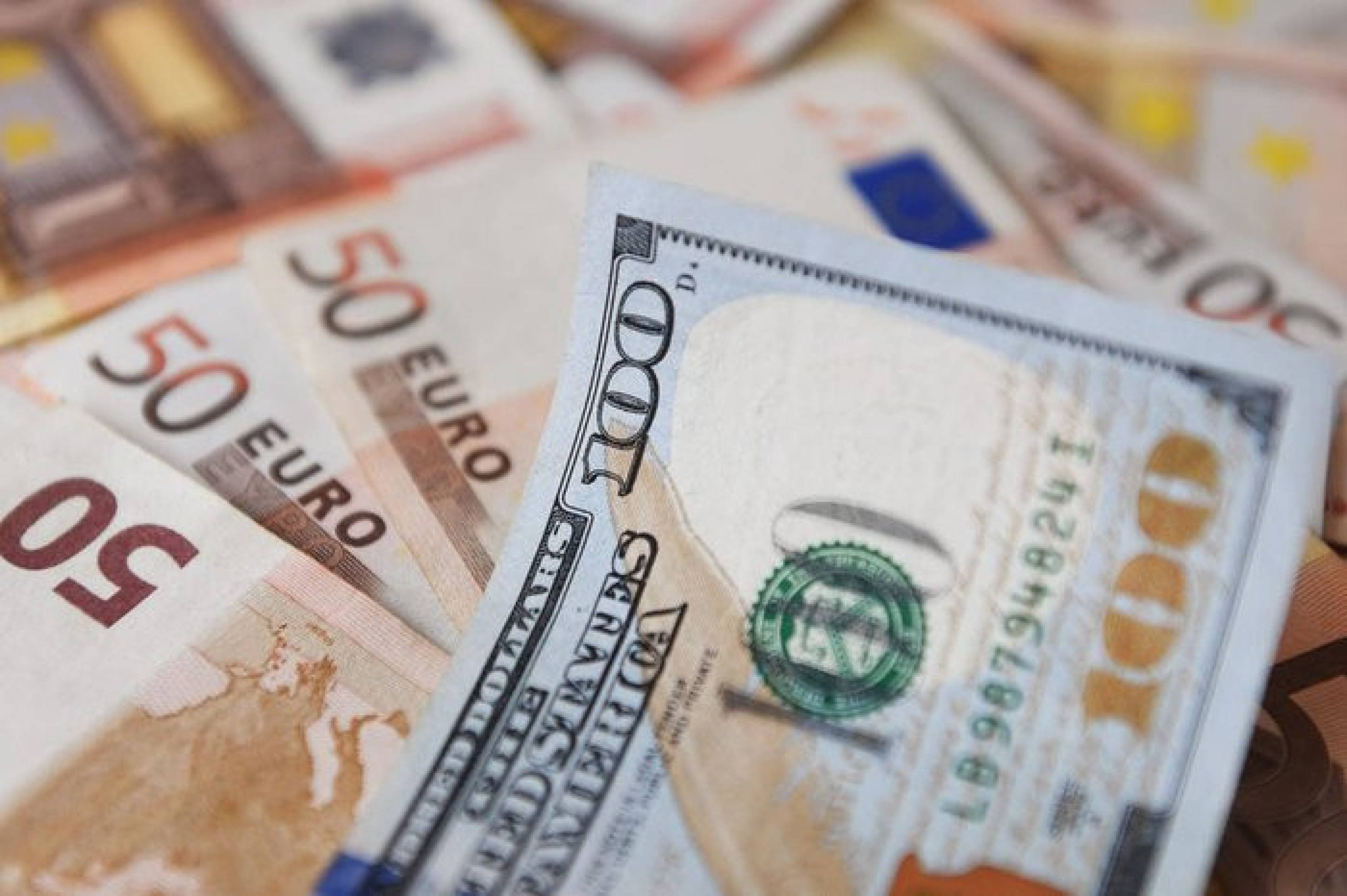 Zona do euro retoma o crescimento apesar do conflito no Oriente Médio