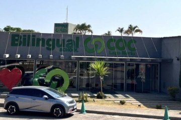 Campo de grama sintética da escola ficará interditado temporariamente - (crédito: Reprodução) Campo de grama sintética da escola ficará interditado temporariamente - (crédito: Reprodução)