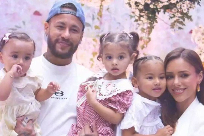 Bruna Biancardi mostra detalhes da festa conjunta para Mel, sua filha com Neymar, e Helena, que ele teve com Amanda Kimberlly - (crédito: Observatorio dos Famosos) Bruna Biancardi mostra detalhes da festa conjunta para Mel, sua filha com Neymar, e Helena, que ele teve com Amanda Kimberlly - (crédito: Observatorio dos Famosos)