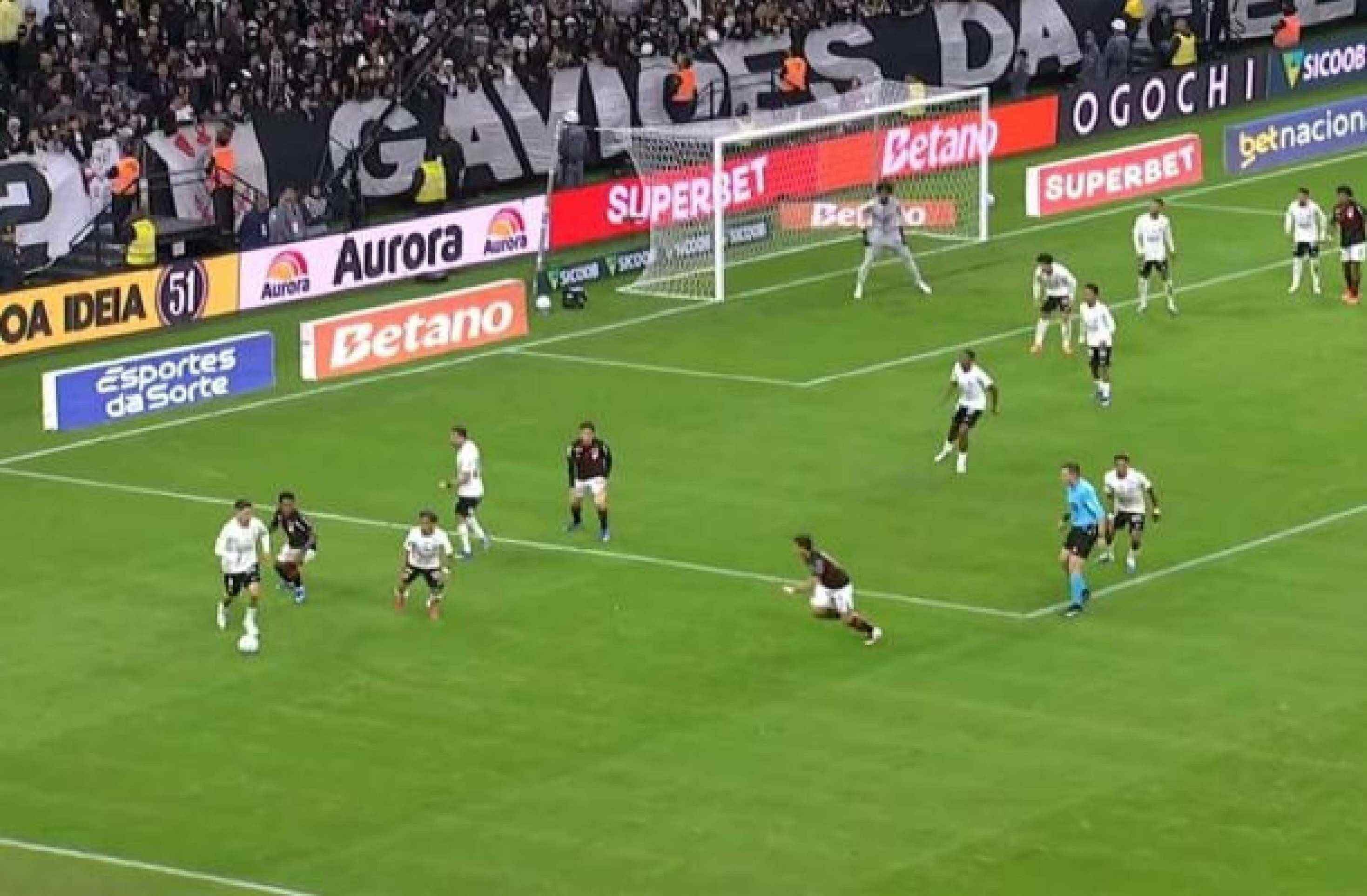 Corinthians e Athletico-PR empatam sem gols pelo Brasileirão 2026
