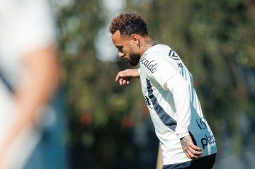 Neymar, durante treino do Santos no CT Rei Pelé - (crédito: Raul Baretta/ Santos FC.) Neymar, durante treino do Santos no CT Rei Pelé - (crédito: Raul Baretta/ Santos FC.)