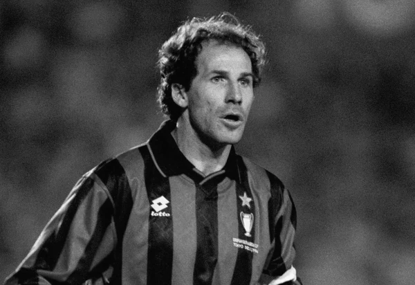 Atleta foi ídolo do Milan e da Itália
