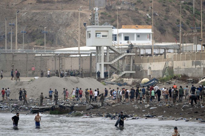 Sobe para 34 o número de imigrantes mortos ao tentar chegar à Espanha pelo mar