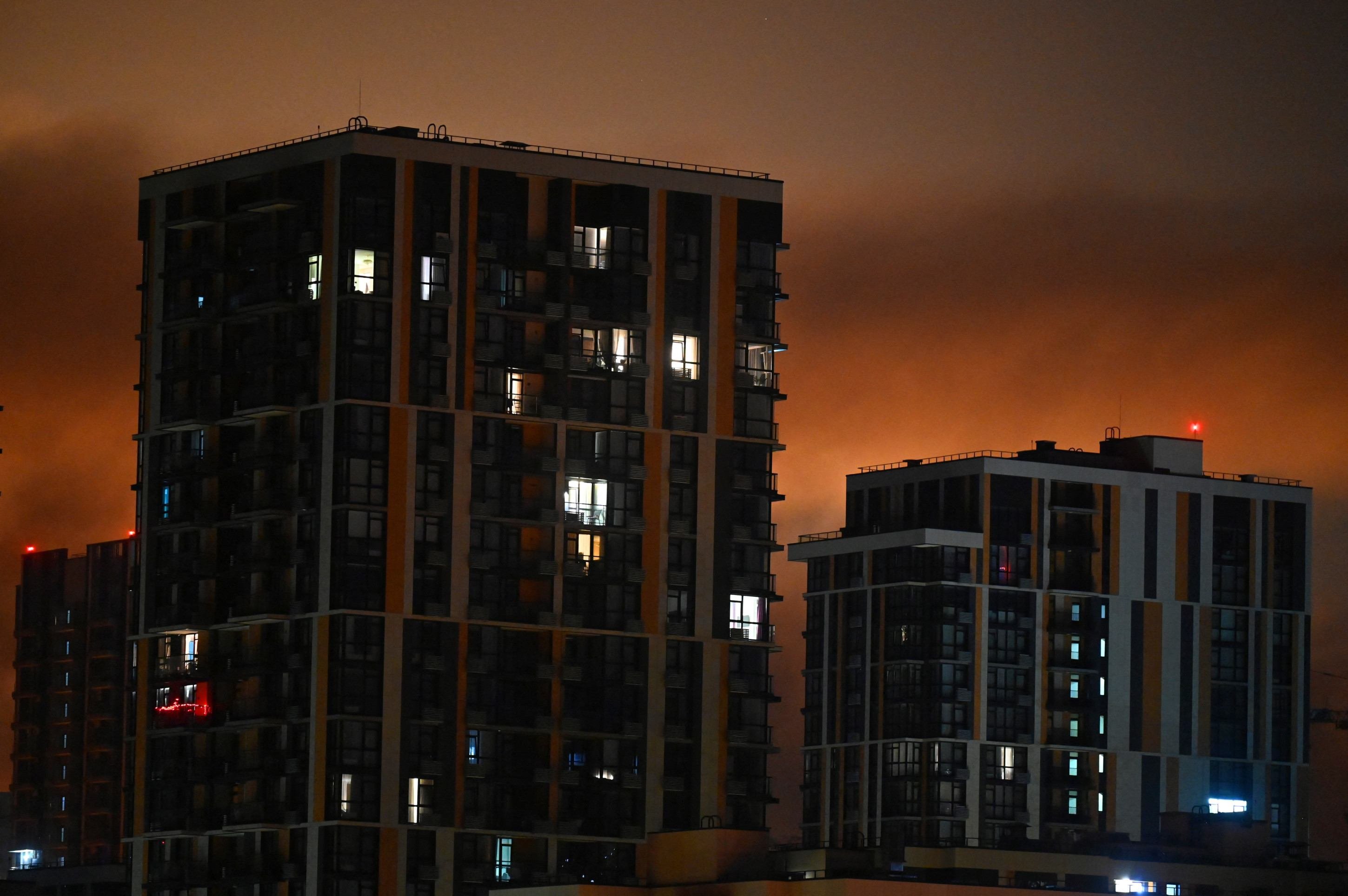 Ataque com mísseis balísticos deixa ao menos três mortos em Kiev