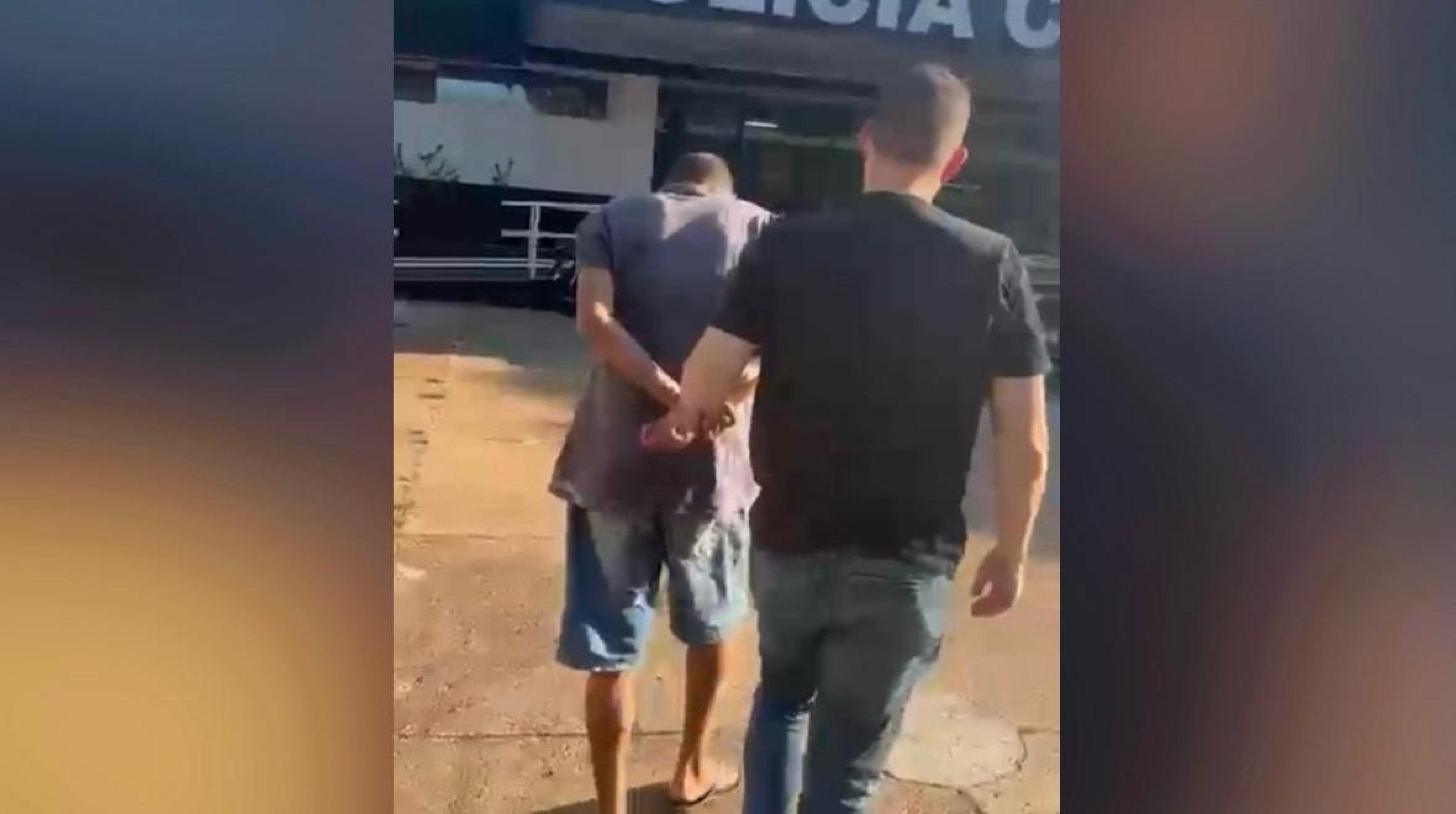 Suspeito de matar vítima com correntes por copo de suco é preso