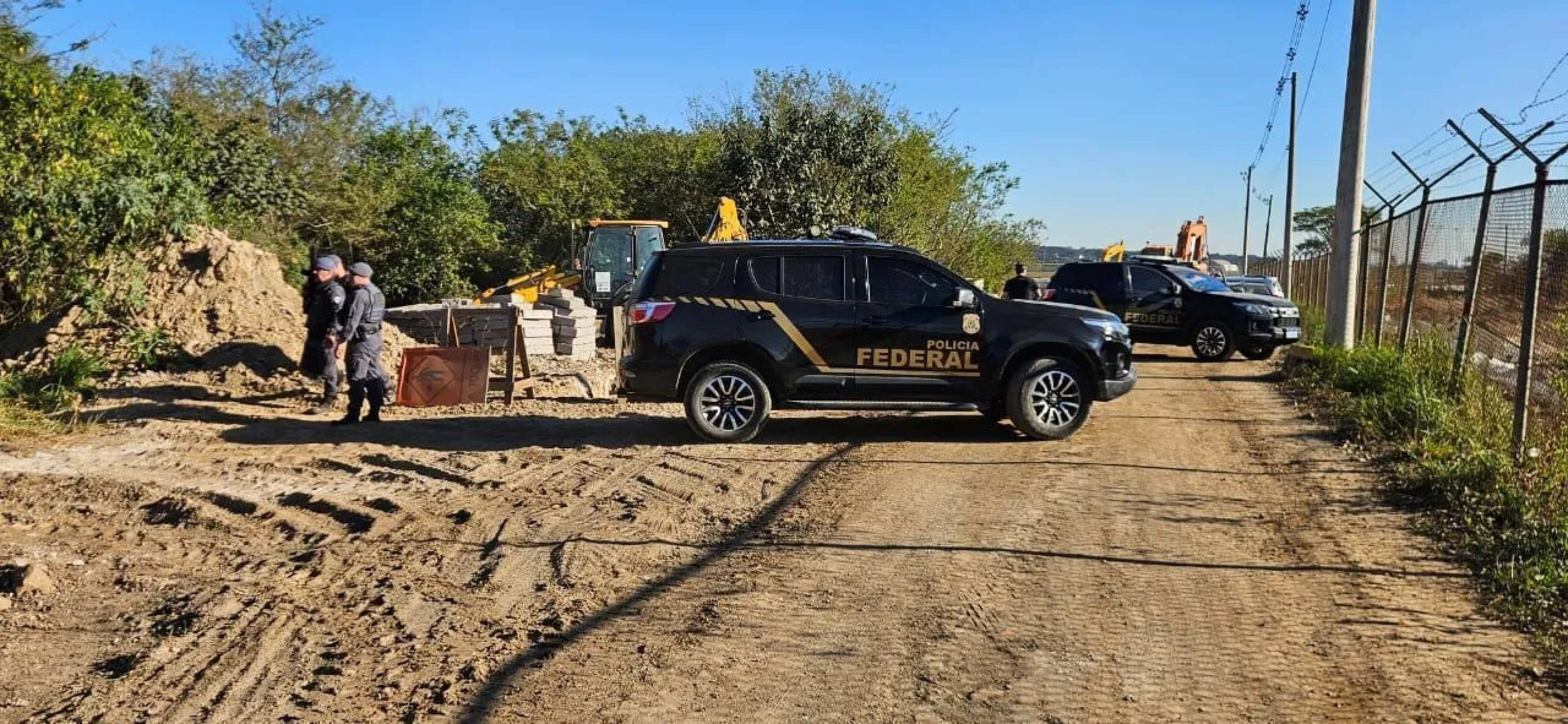 PF e suspeitos armados trocam tiros na área externa do Aeroporto de Guarulhos