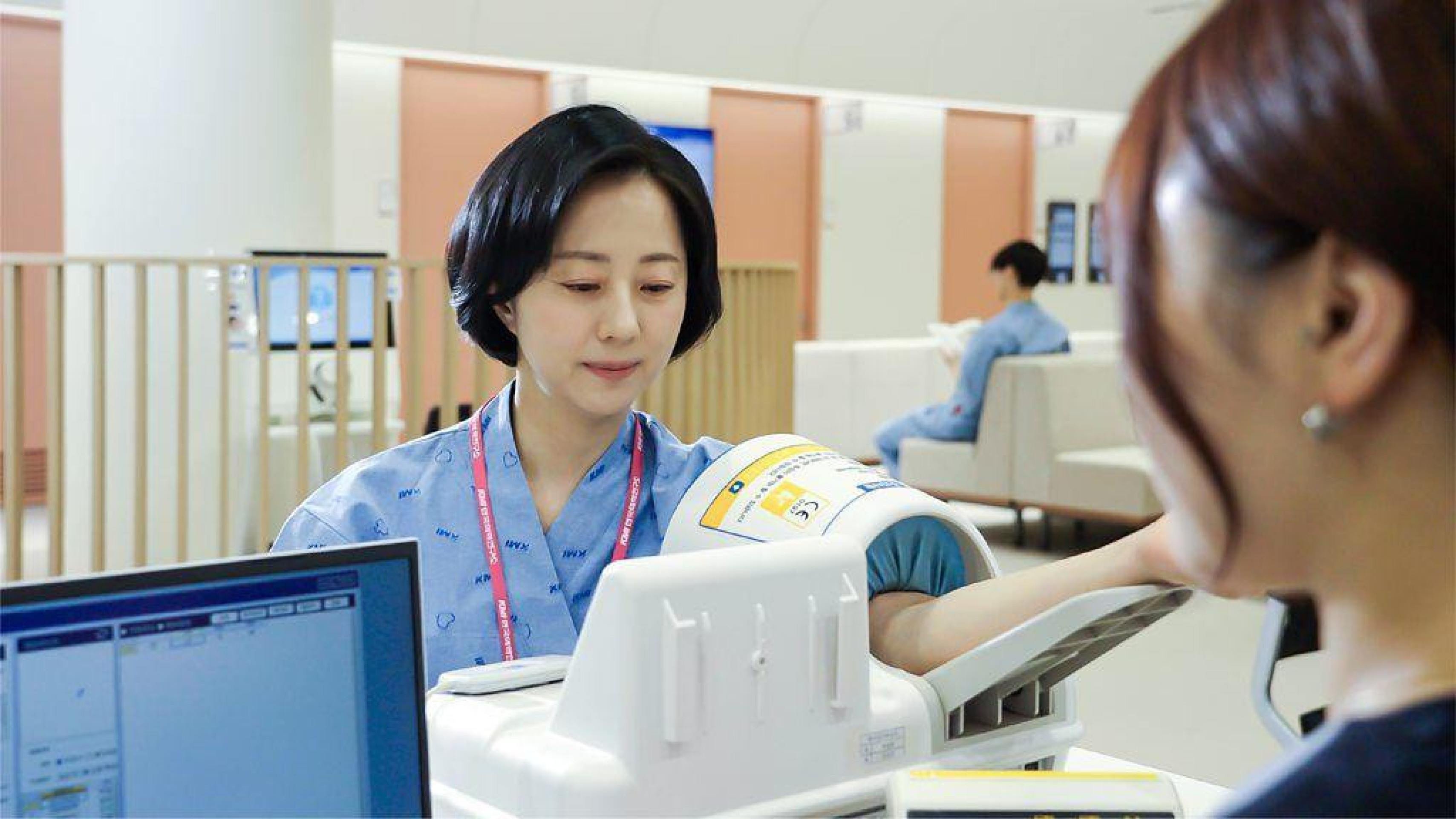 Por que a Coreia do Sul está virando um dos principais destinos do turismo médico - QTU Questões do Universo