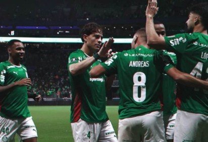 Palmeirenses celebram vitória sobre o Fortaleza por 3 a 0 e quase garantia de avanço de fase na Copa do Brasil -  (crédito: Foto: Reprodução Instagram Palmeiras ) -Palmeirenses celebram vitória sobre o Fortaleza por 3 a 0 e quase garantia de avanço de fase na Copa do Brasil -  (crédito: Foto: Reprodução Instagram Palmeiras )