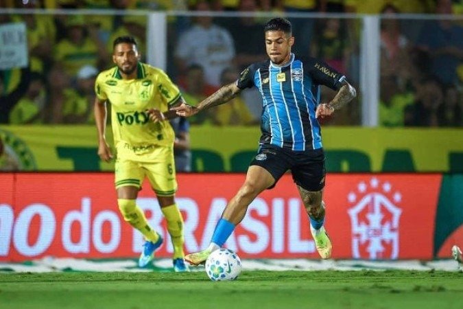 Mirassol aproveita eficiência e sai na frente, mas Grêmio muda o cenário e mantém disputa aberta - (crédito: Foto: Lucas Uebel/Grêmio FBPA) Mirassol aproveita eficiência e sai na frente, mas Grêmio muda o cenário e mantém disputa aberta - (crédito: Foto: Lucas Uebel/Grêmio FBPA)