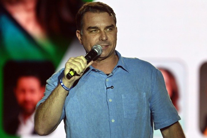 Flávio afirmou que Flávio afirmou que