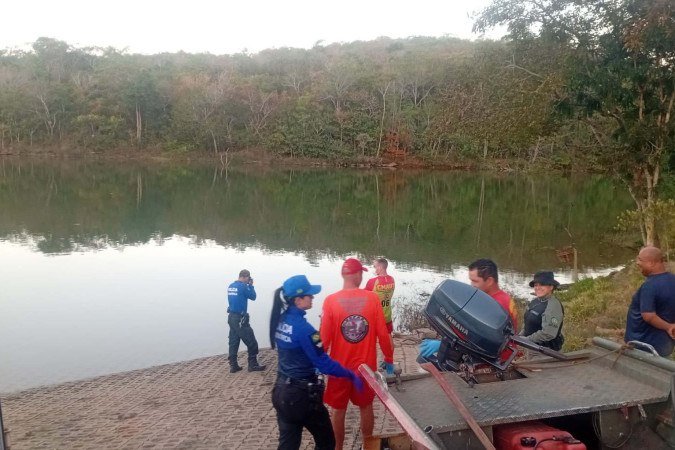 Homem se afoga no Lago Corumbá IV, em Alexânia - (crédito: CBMGO) Homem se afoga no Lago Corumbá IV, em Alexânia - (crédito: CBMGO)