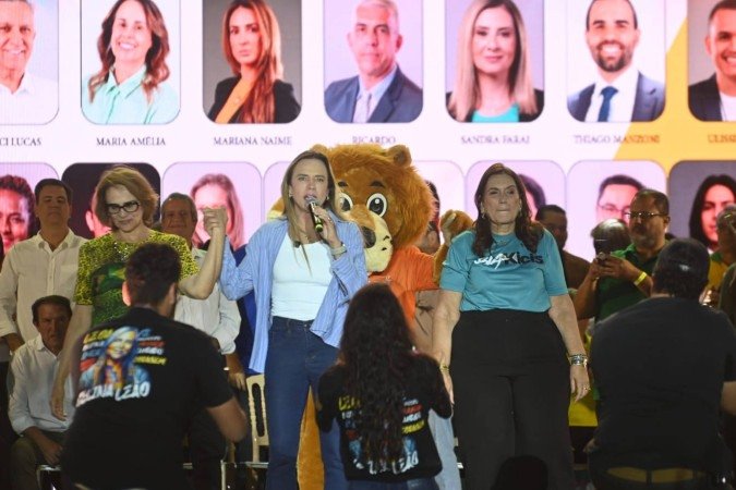Celina Leão, Bia Kicis e Damares Alves na convenção do PL-DF 2026 -  (crédito: Ed Alves/CB)