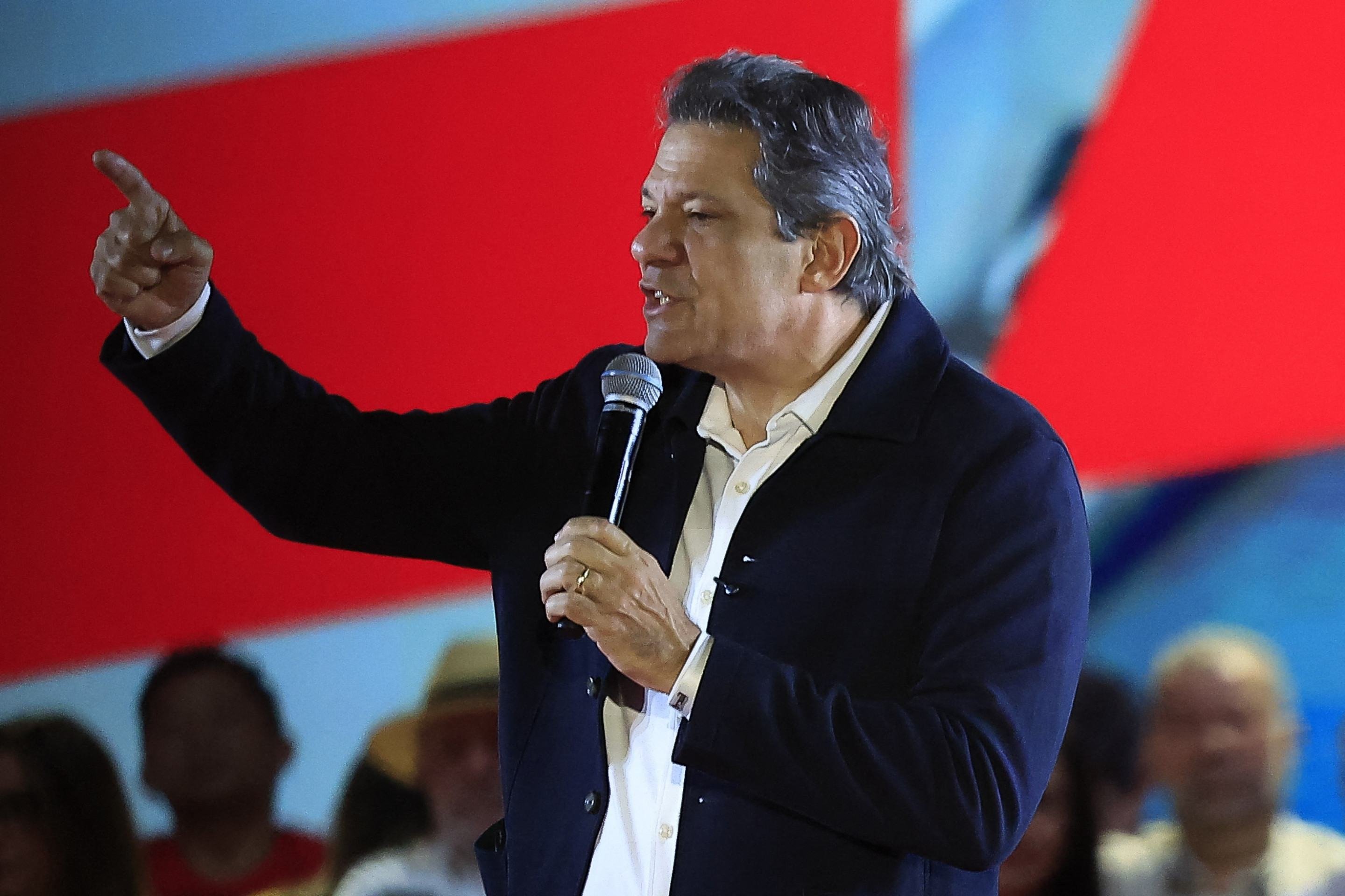 Haddad defende câmeras em policiais para frear letalidade em São Paulo - QTU Questões do Universo