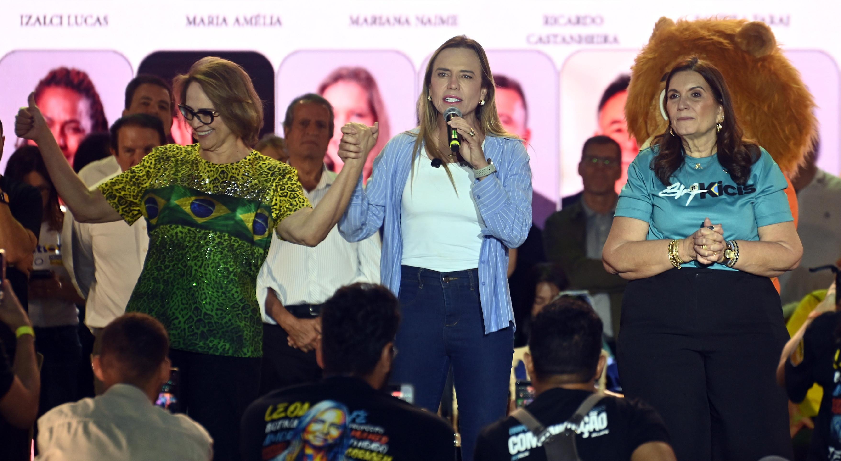 Celina defende Michelle e rebate críticas de que direita não abre espaço para mulheres