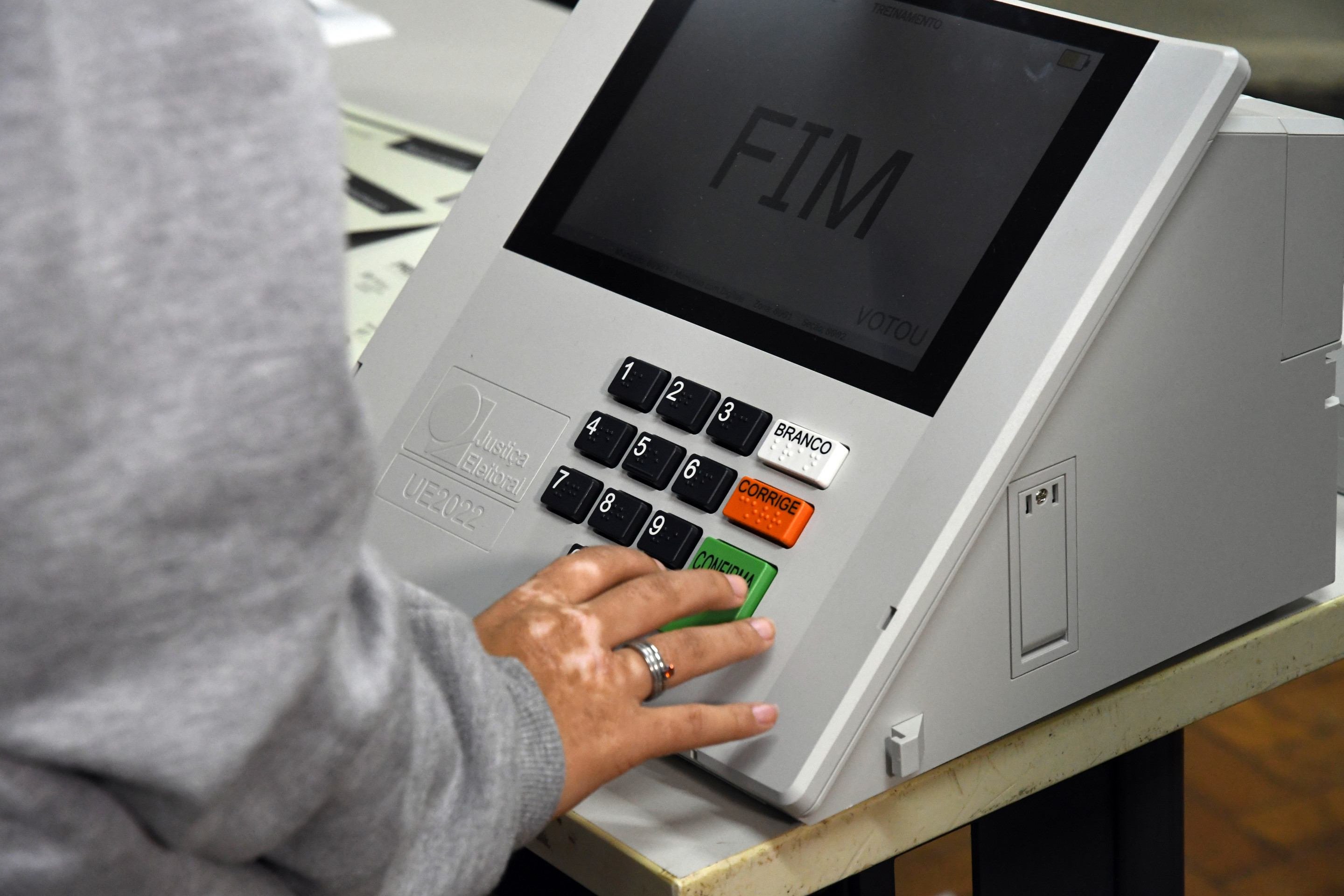 TSE promove a Semana Nacional do Sistema Eletr&ocirc;nico de Vota&ccedil;&atilde;o