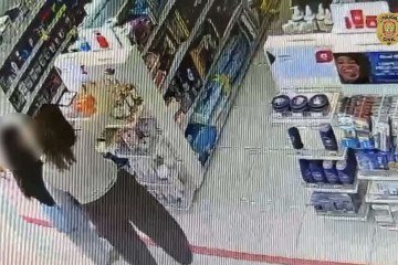 Grupo de mulheres foi preso em flagrante furtando produtos de alto valor em uma farmácia -  (crédito: PCDF)