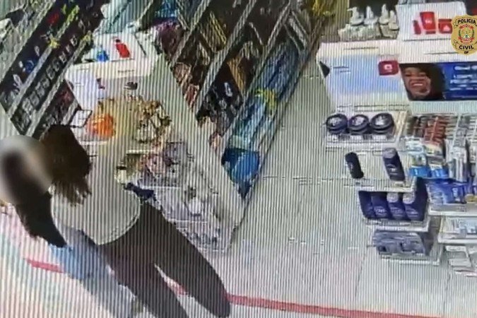 Grupo de mulheres foi preso em flagrante furtando produtos de alto valor em uma farmácia - (crédito: PCDF) Grupo de mulheres foi preso em flagrante furtando produtos de alto valor em uma farmácia - (crédito: PCDF)