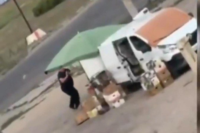 Vídeo: drone russo persegue e explode em homem no meio de rua na Ucrânia - QTU Questões do Universo