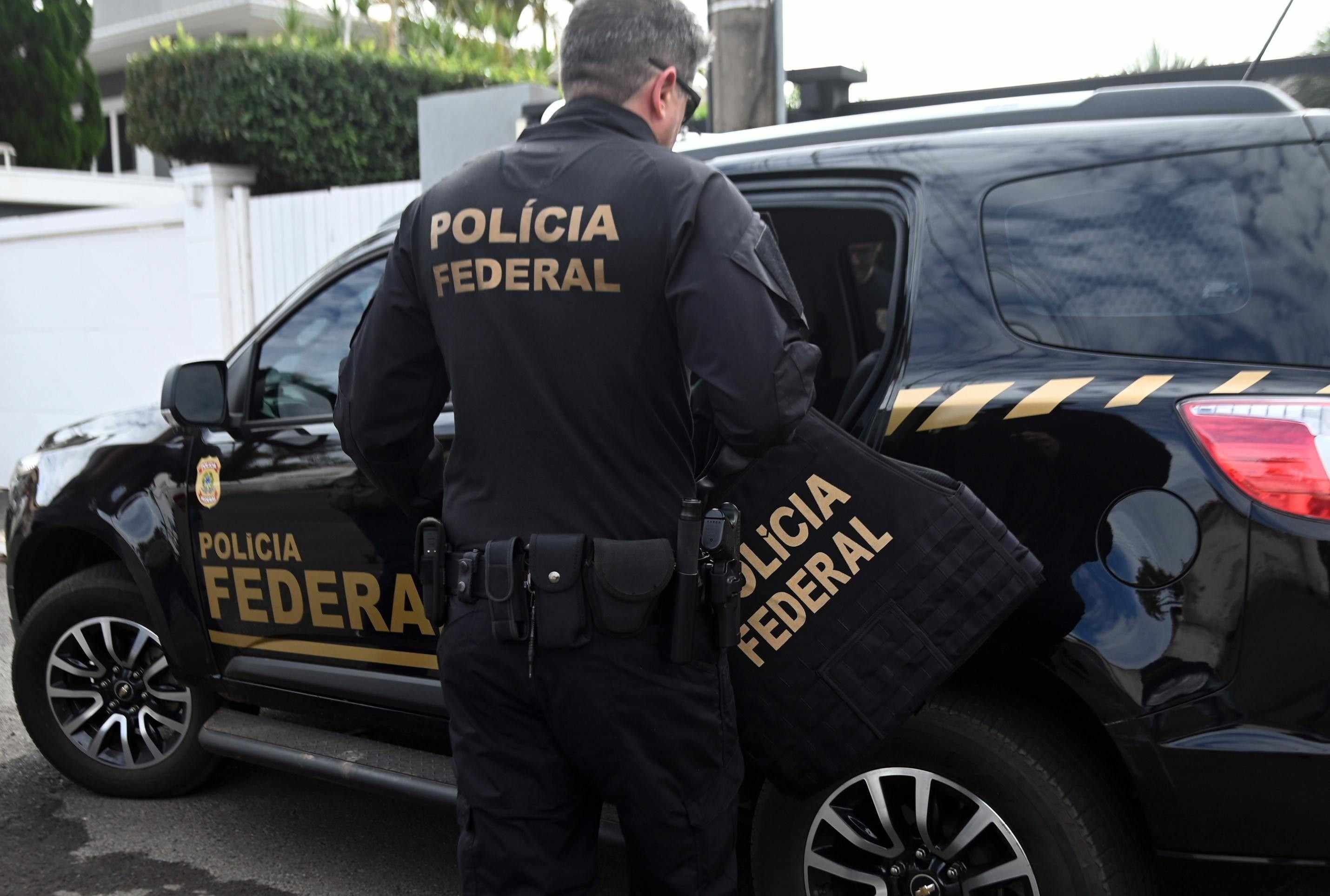 Dino manda polícia de SP enviar dados da produtora de Dark Horse à PF - QTU Questões do Universo