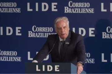 'Temos que reconhecer que investimos muito pouco. Não estamos avançando e, assim, perdemos espaço em relação ao resto do mundo', disse Benevides -  (crédito: Reprodução/Youtube)