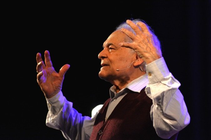 Othon Bastos no monólogo Não me rendo, não!