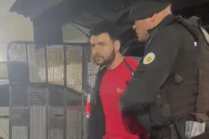 Homem foi preso a 500 metros do local de ataque - (crédito: Material cedido ao Correio) Homem foi preso a 500 metros do local de ataque - (crédito: Material cedido ao Correio)