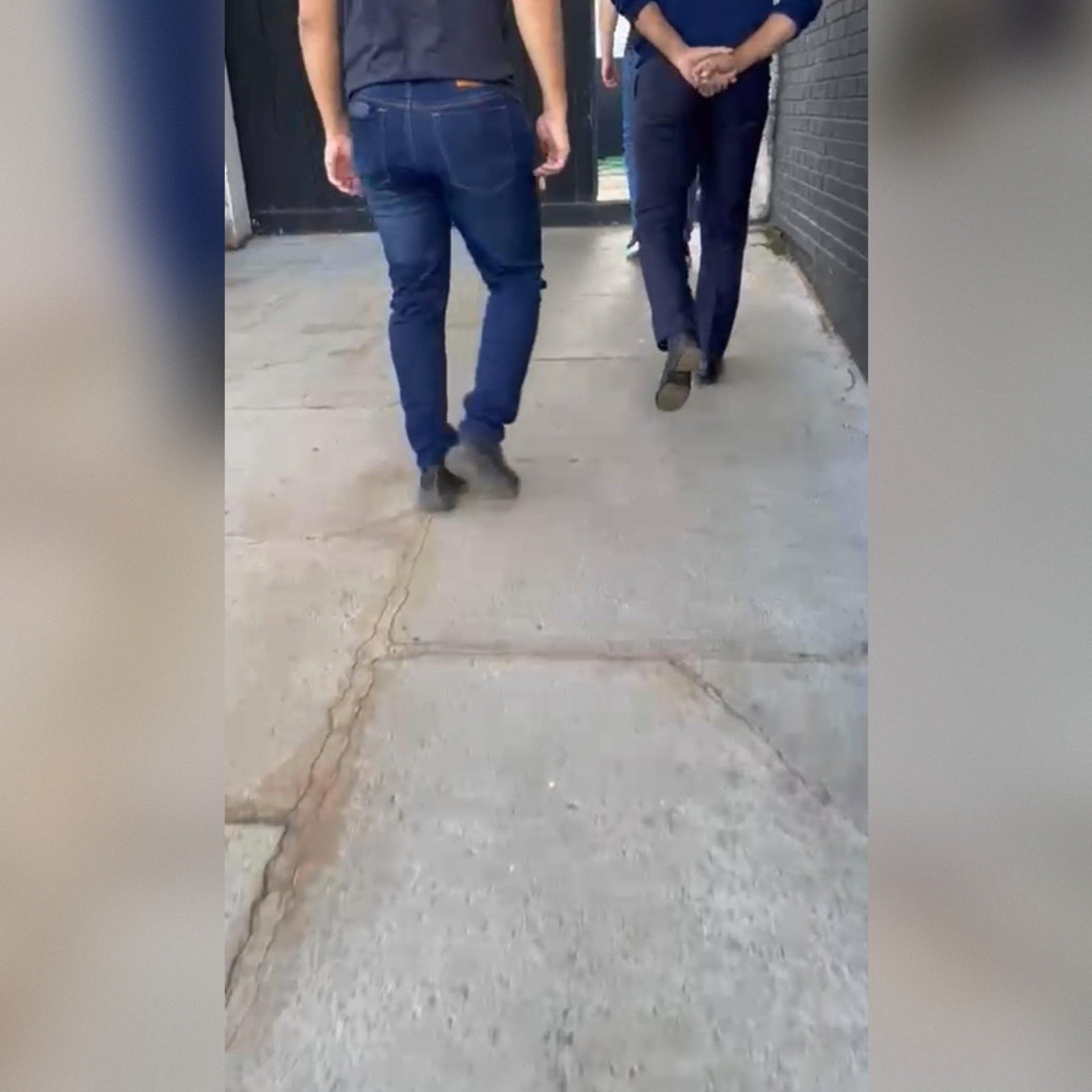 Gerente de fast food é preso após assediar sexualmente funcionária em loja no DF